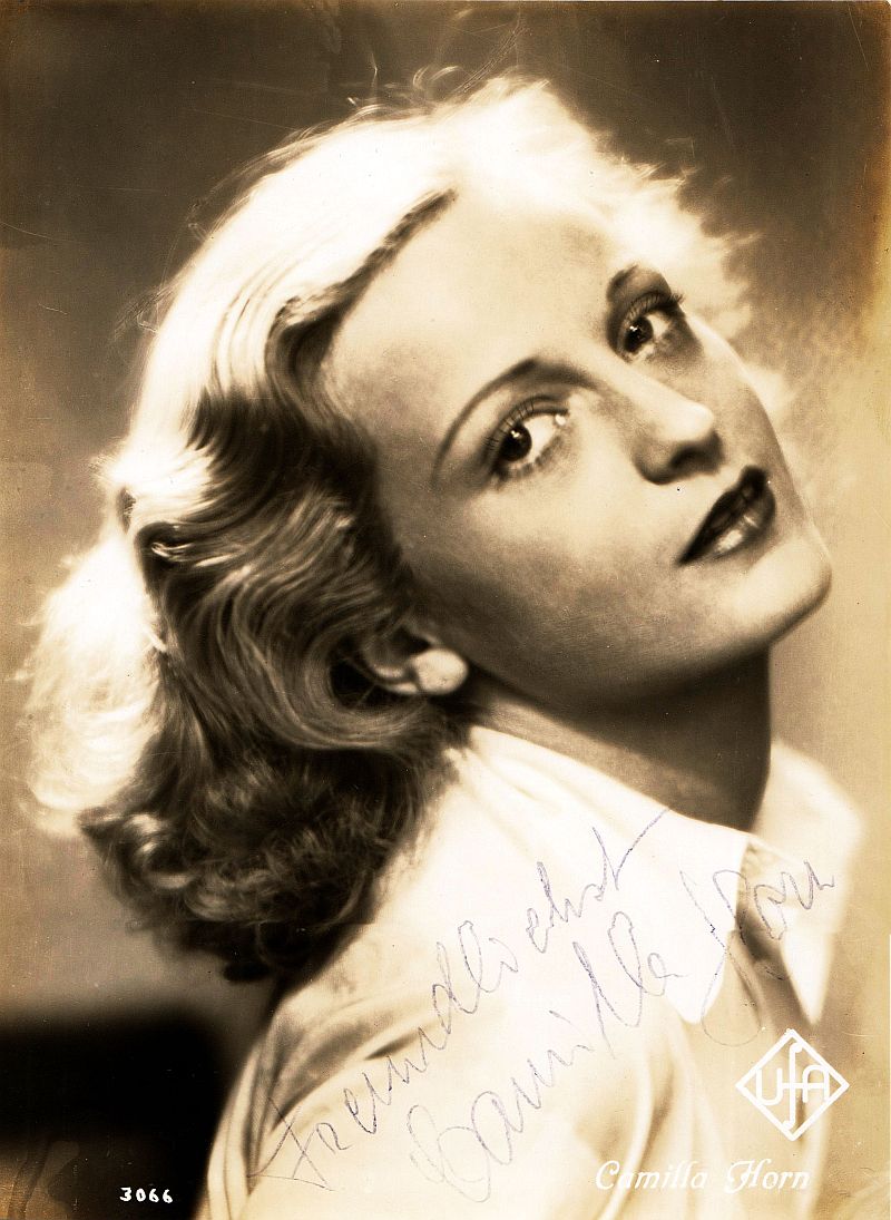 Camilla Horn, Autogramm auf Foto-image