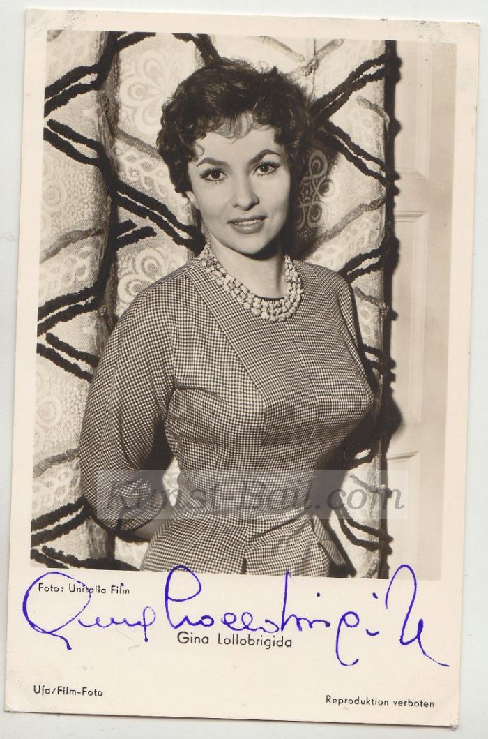Gina Lollobrigida, Autogramm auf Postkarte-image